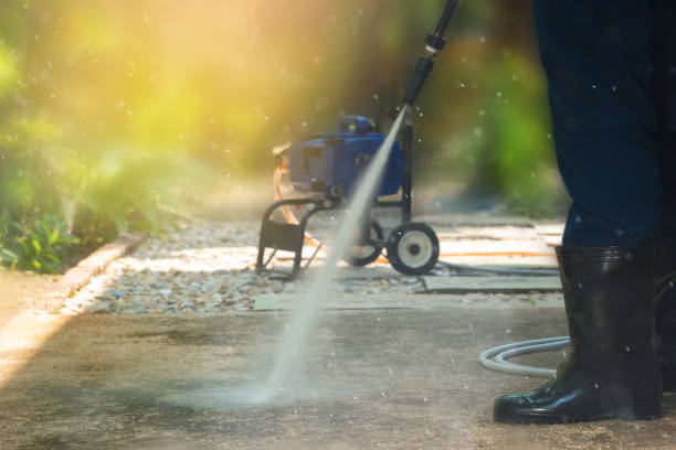 Best Gas Station Cleaning  in Cloverleaf, TX